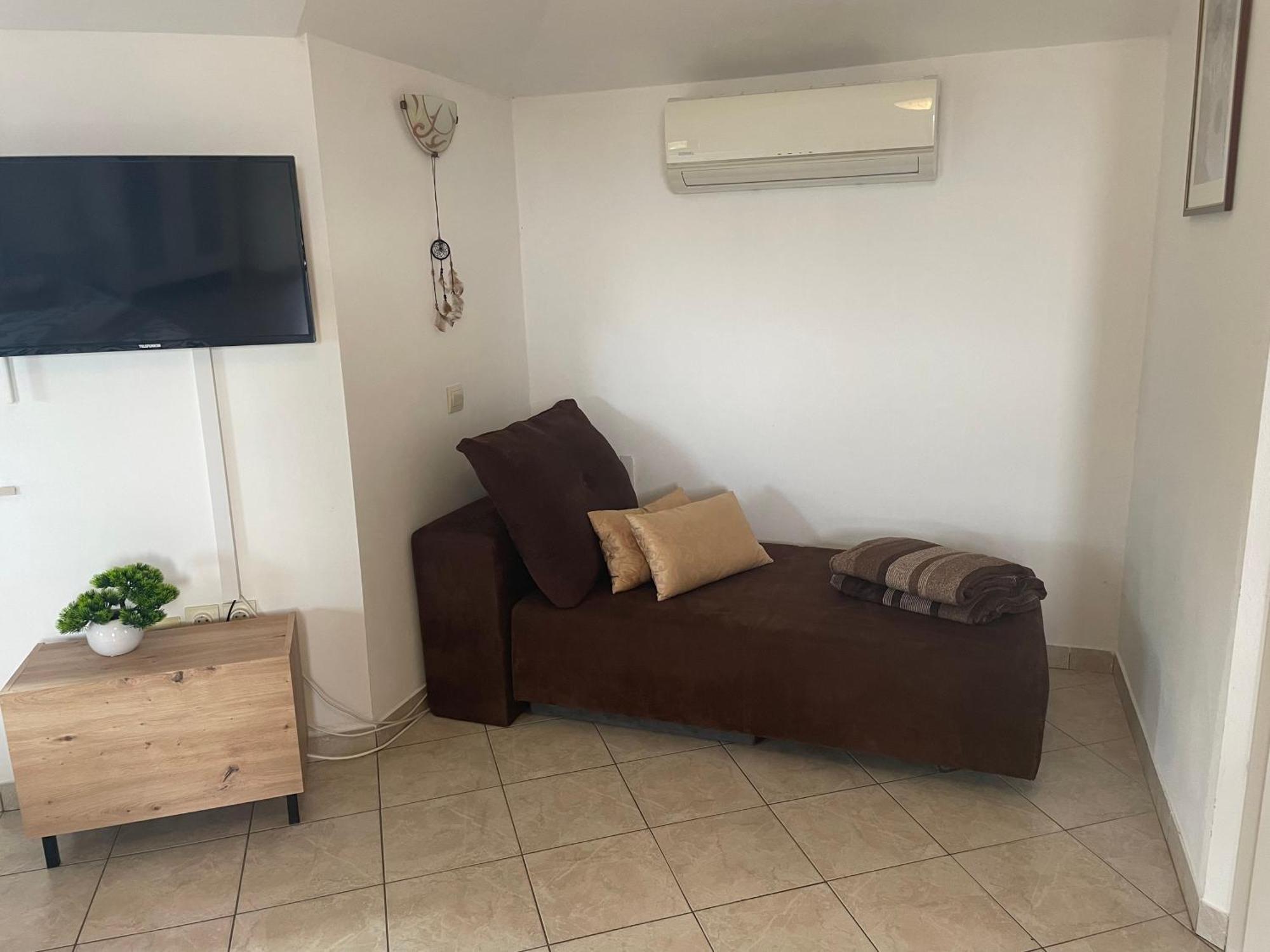 Need Apartment
